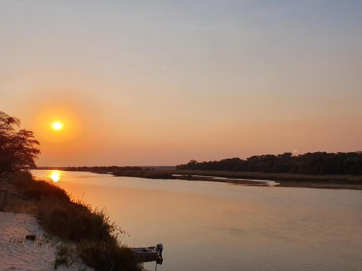 Hakusembe River Campsite Rundu Extérieur photo